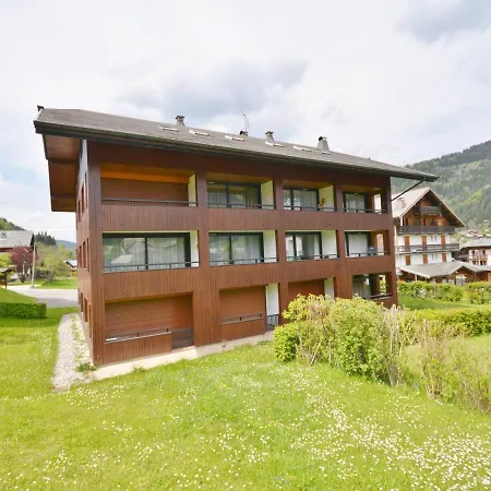Apartment Duplex Calme Et Spacieux Pour 6, A Proximite Des Pistes Et Du Centre De *